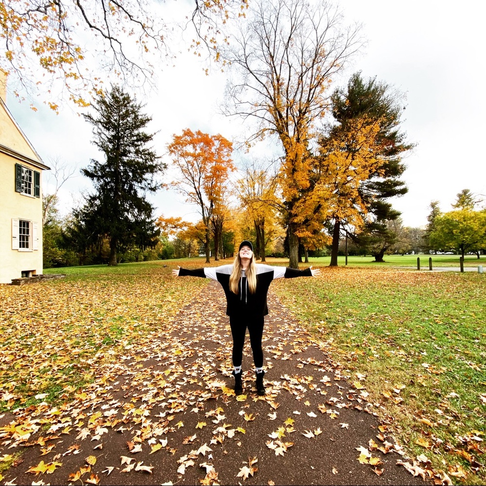 Meet your Posher, Kayla